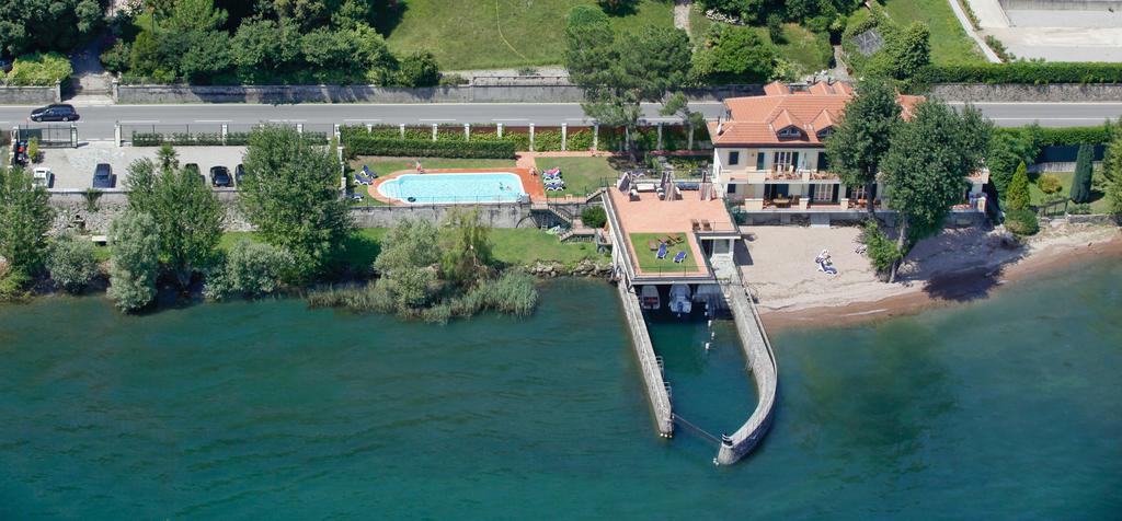 Residence Villa Greta Мейна Екстериор снимка